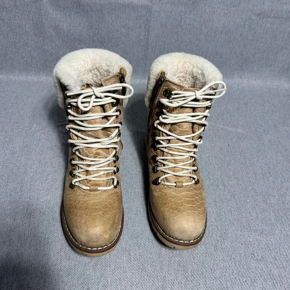 Royal Canadian Womens Leather Embossed Scales Winter Boots Tan 7.5